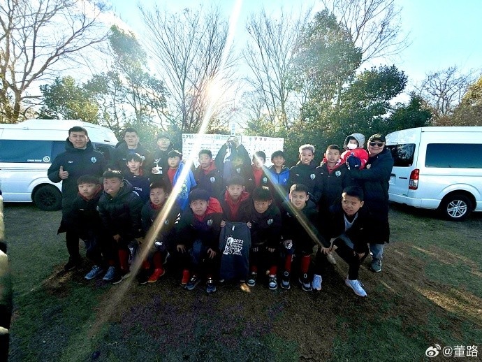  8戰(zhàn)全勝奪日本杯賽冠軍！中國足球小將發(fā)布感謝信