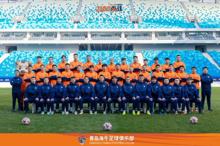  青島海牛一線隊(duì)名單：老將鄭龍、薩里奇坐鎮(zhèn)，金洋洋等新援在列