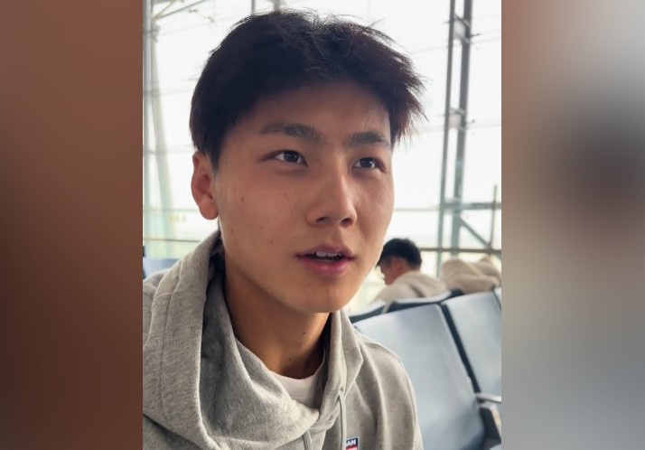  為何半場過后不久被換下？毛偉杰：兩條腿特別緊，李導(dǎo)怕我受傷
