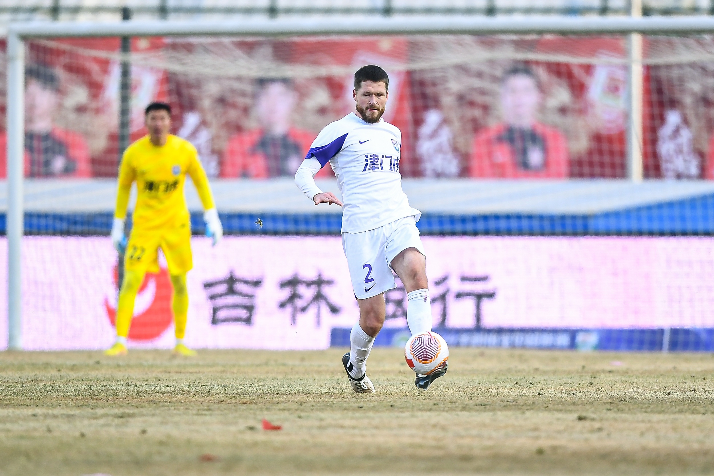  津門虎舊將亞冠對決格蘭特勝出，津媒：他離開津門虎因存?zhèn)‰[患
