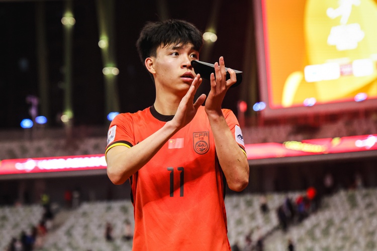  期待首秀！18歲王鈺棟入選中澳戰(zhàn)名單&穿11號(hào)，首進(jìn)國(guó)足正賽名單